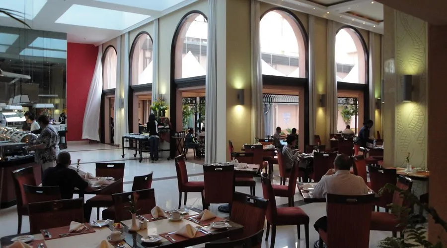 Crown Plaza 2
